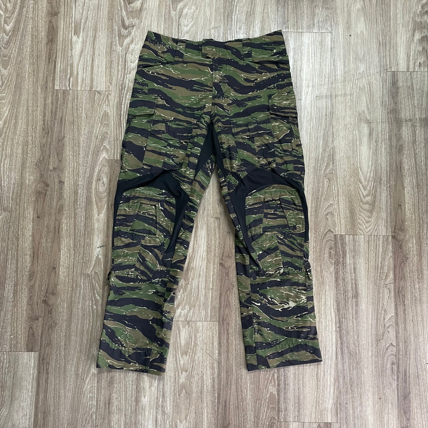 Crye Precision G3 Combat Uniform - OV Tiger Stripe