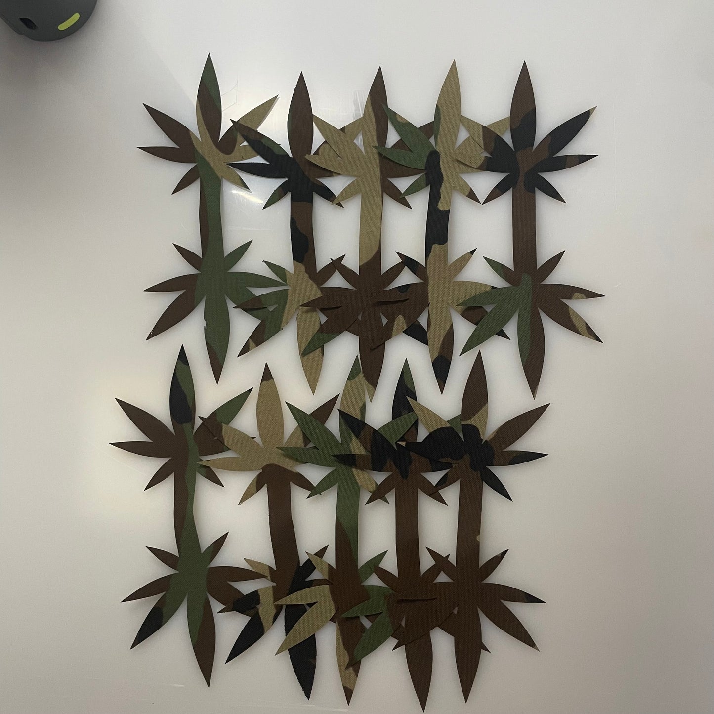Koffinwurks Scrim Leaves